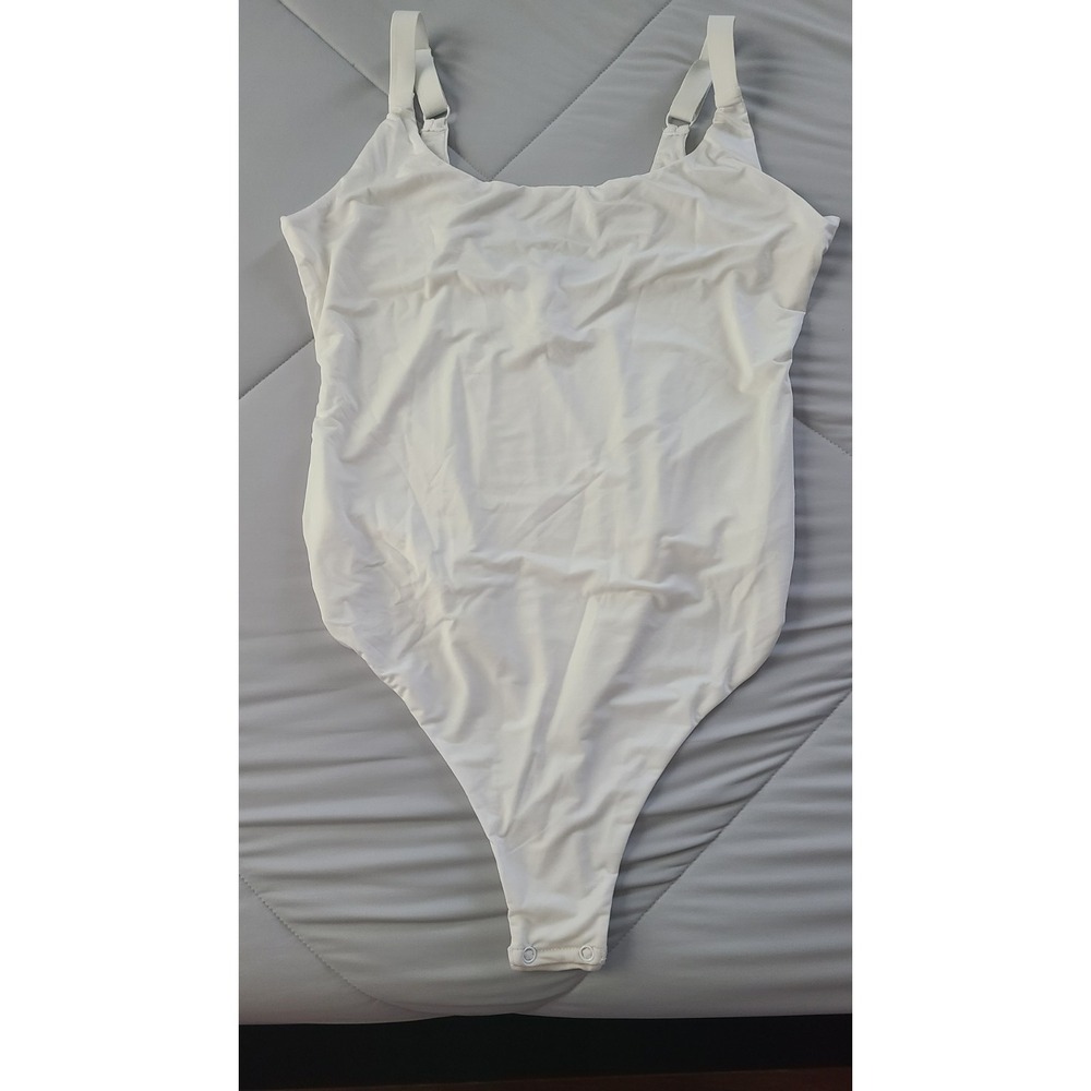 NWT Vitality essence Bodysuit Size XXXL White